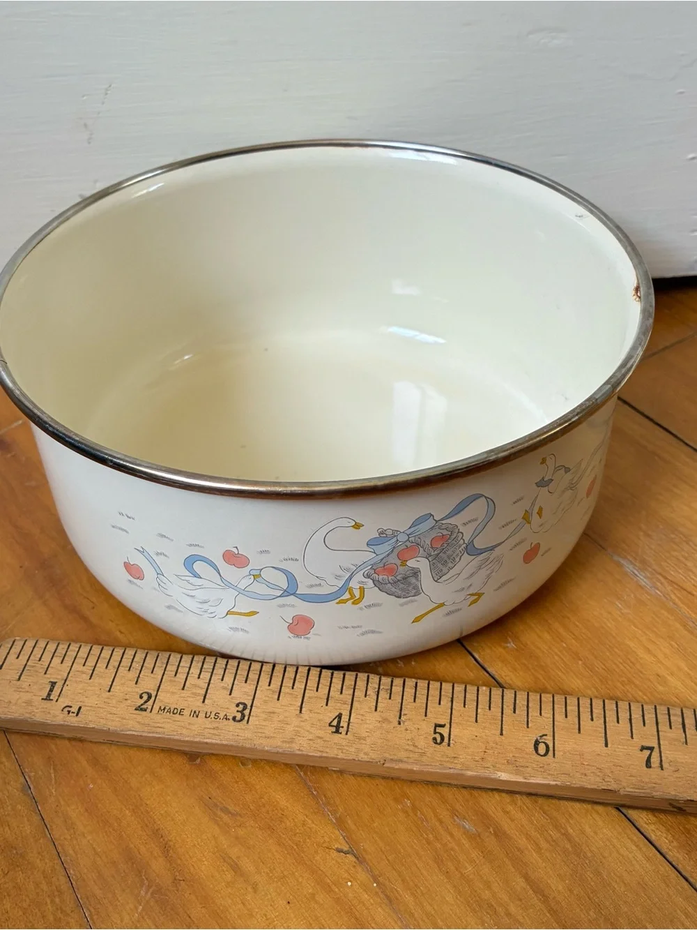 N/A enamel basin